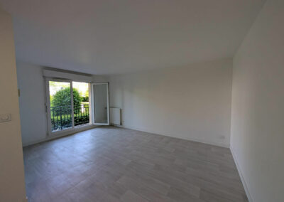 LOCATION -F2 Magny le hongre