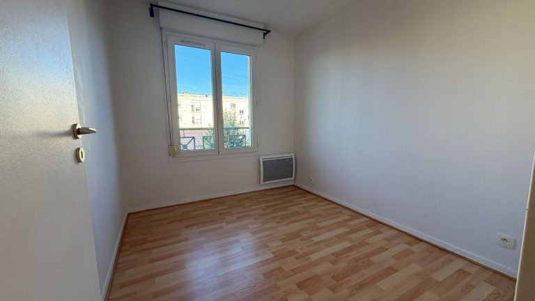 Appartement Torcy 2 pièce(s) : photo 10